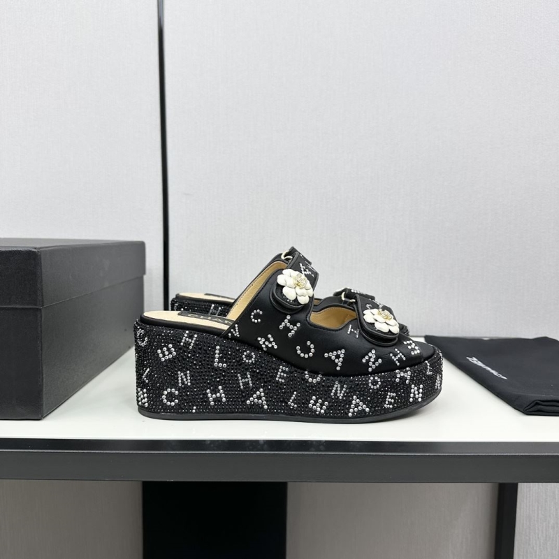 Ch*el slippers